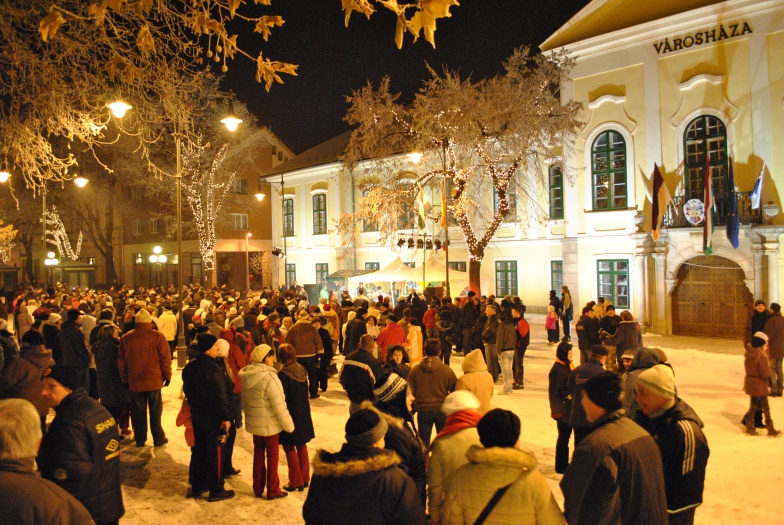 Szilveszter a főtéren